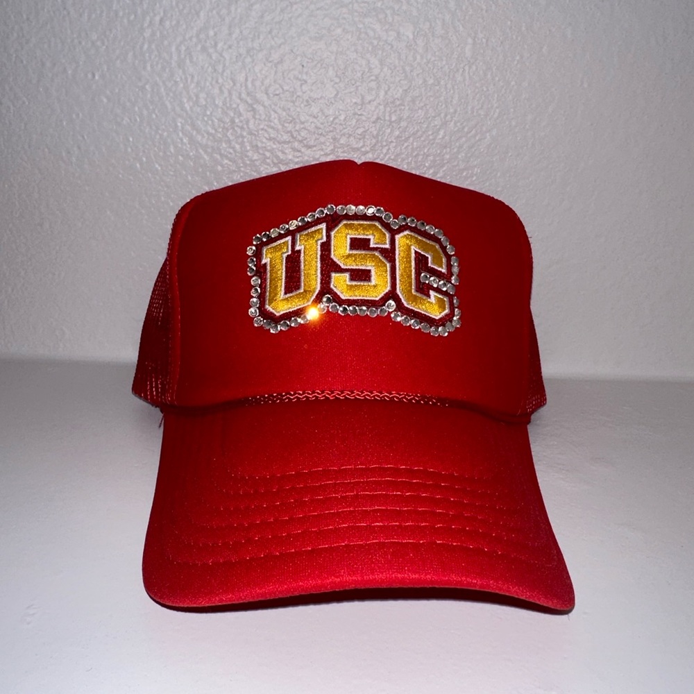 BNWT Custom USC trucker